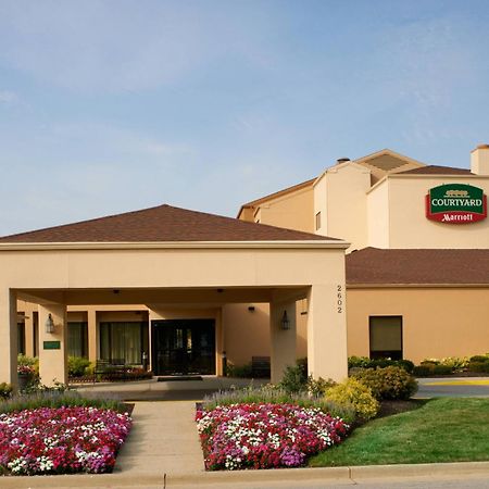 Hotel Courtyard By Marriott Indianapolis Airport Exterior foto