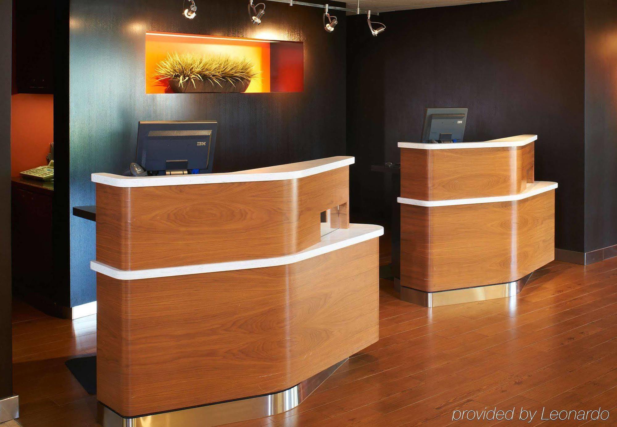 Hotel Courtyard By Marriott Indianapolis Airport Exterior foto