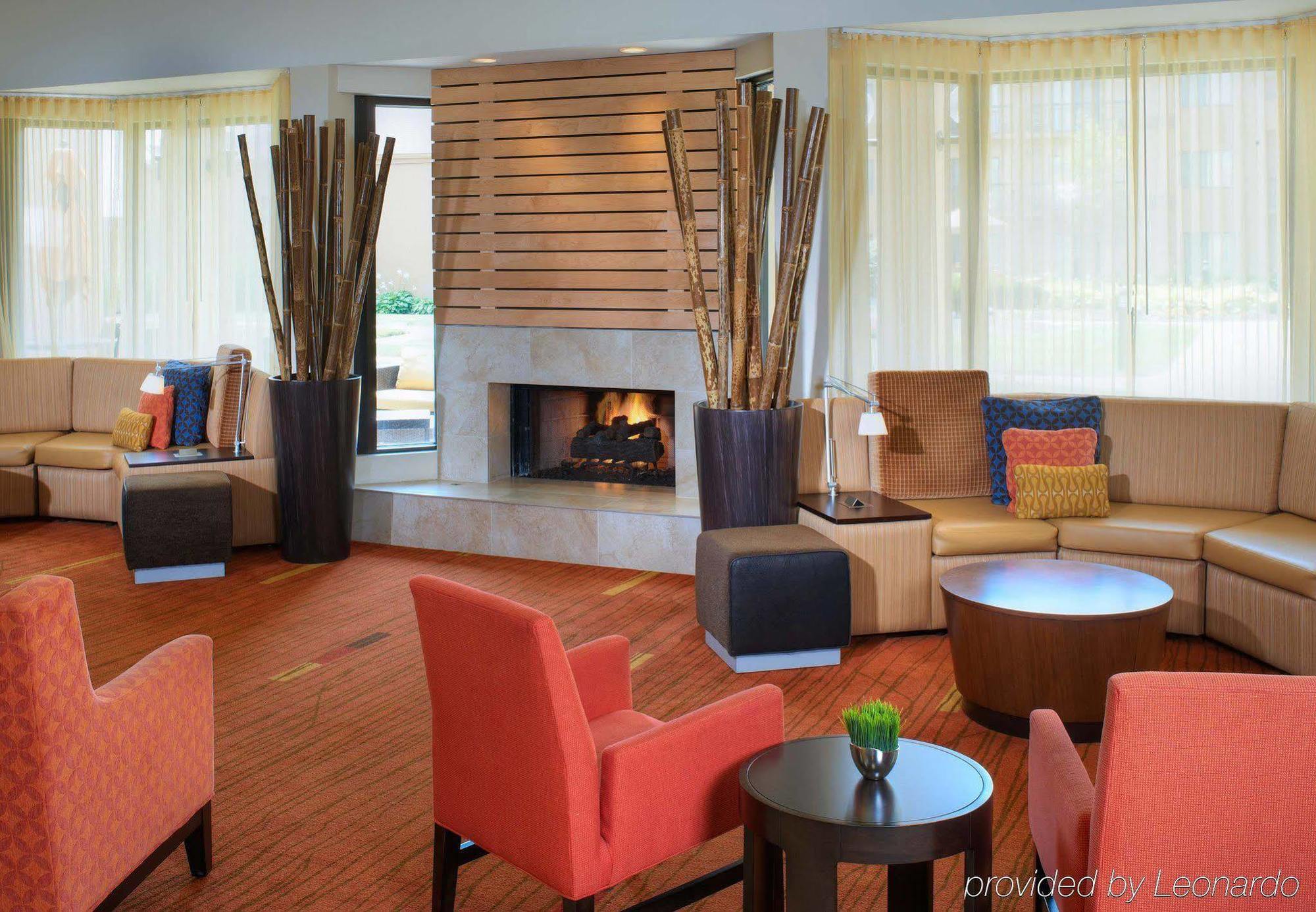 Hotel Courtyard By Marriott Indianapolis Airport Exterior foto